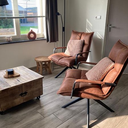 Bungalow Op Bedrijf Met Melkkoeien เดอค็อกส์ดอร์ป ภายนอก รูปภาพ