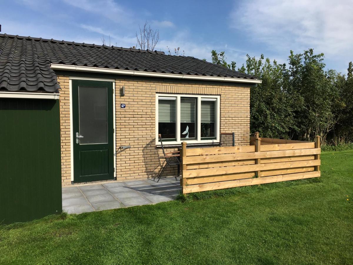 Bungalow Op Bedrijf Met Melkkoeien เดอค็อกส์ดอร์ป ภายนอก รูปภาพ
